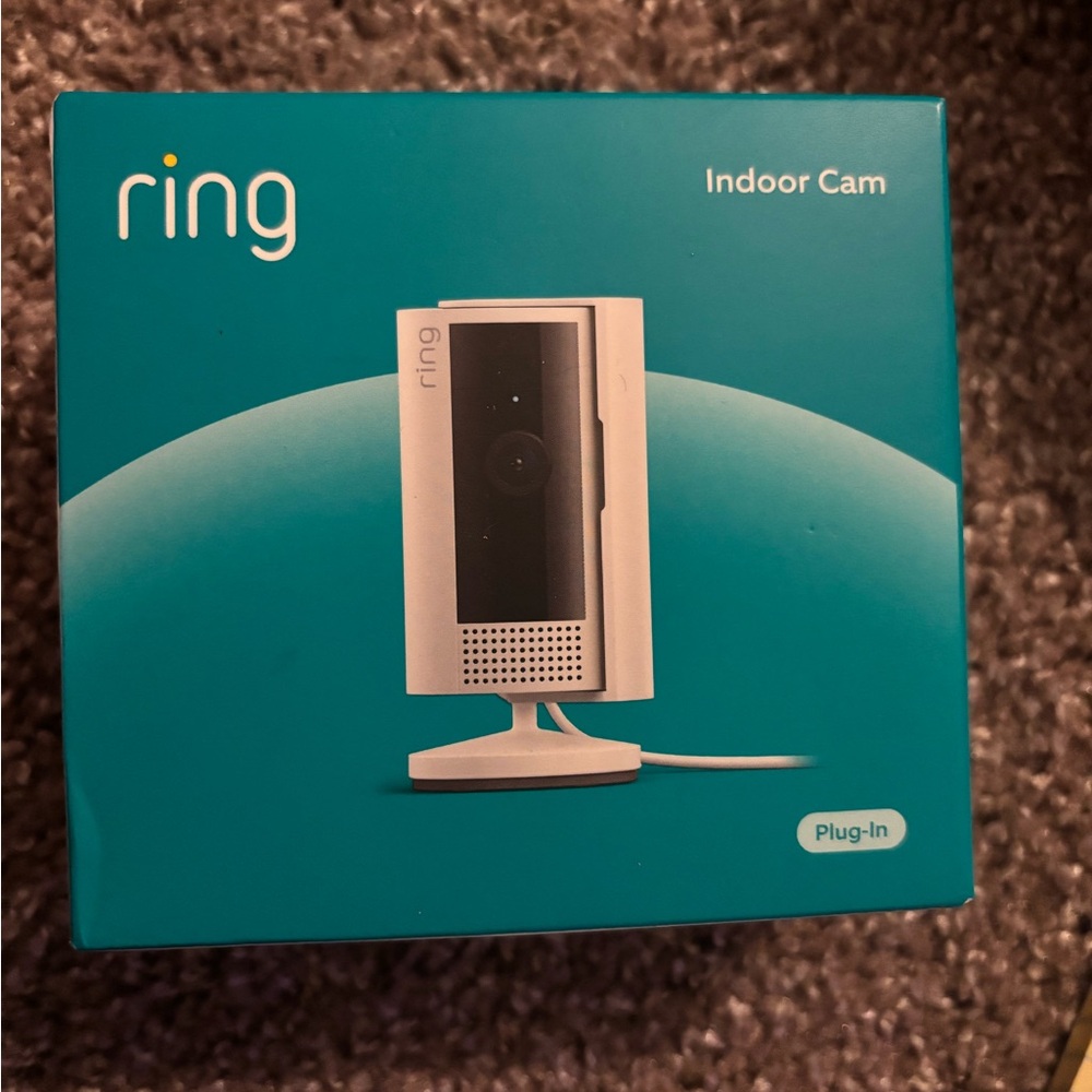 Ring Indoor Cam with Plug-In - White and Black